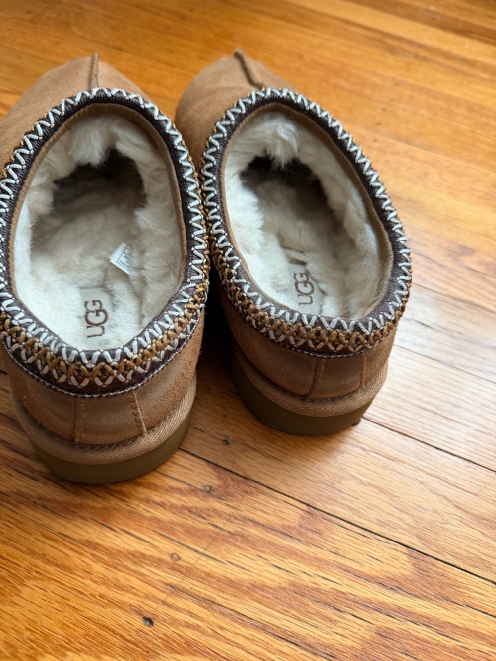 UGG Chestnut Tasman II Slipper (Women) - Picture 5 of 6